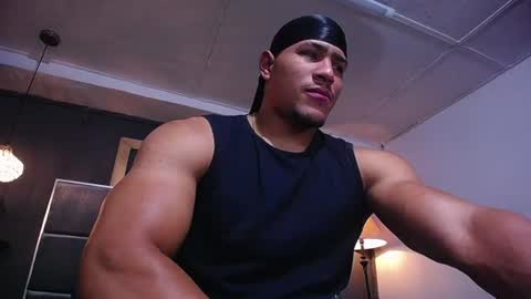 adam_fit19cm online show from 19, 6, 2026