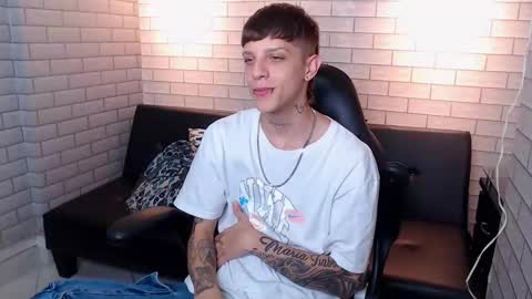 Snapshot of adam_hard_ chatting on 9, 1, 2025 Adam online show from 9, 1, 2025