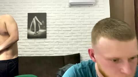 Arthur and Adam online show from 17, 4, 2026