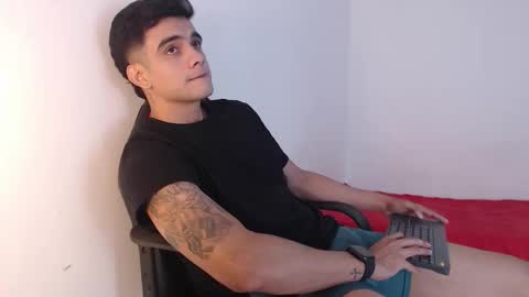 Hello guys excuse my absence I will be absent for several days for health reasons I hope you understand thank you very much. online show from 17, 9, 2025