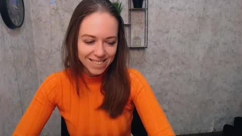 adamais_ online show from 10, 2, 2025