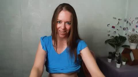adamais_ online show from 22, 6, 2026
