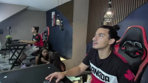 adam and Sara online show from 2, 4, 2026