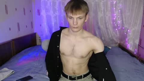 Snapshot of adamharriss chatting on 5, 2, 2025 adamharriss online show from 5, 2, 2025