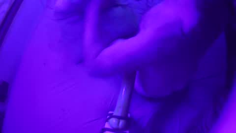 Snapshot of adamineve chatting on 6, 1, 2025 adamineve online show from 6, 1, 2025