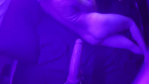 Snapshot of adamineve chatting on 5, 2, 2025 adamineve online show from 5, 2, 2025