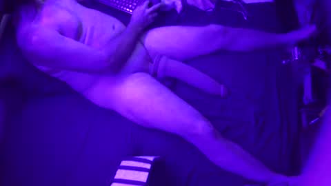 Snapshot of adamineve chatting on 10, 3, 2025 adamineve online show from 10, 3, 2025