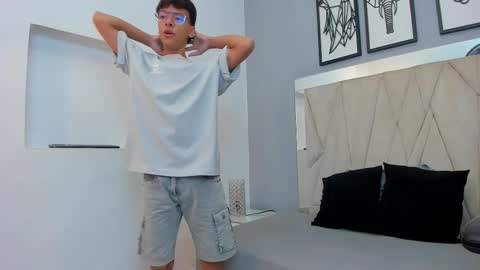 Adams Bobby online show from 14, 1, 2026