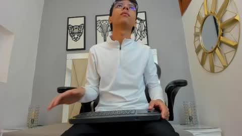 Adams Bobby online show from 3, 5, 2026