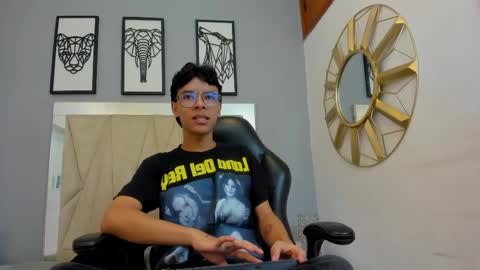 Adams Bobby online show from 15, 5, 2026