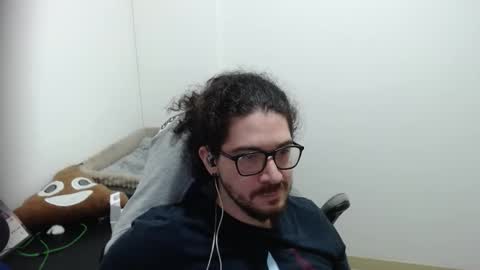 Snapshot of adamussutekh chatting on 8, 10, 2025 Adam online show from 8, 10, 2025