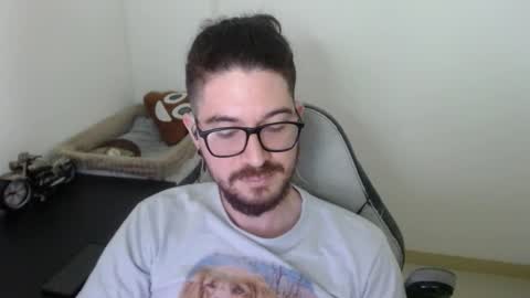 Snapshot of adamussutekh chatting on 17, 11, 2025 Adam online show from 17, 11, 2025