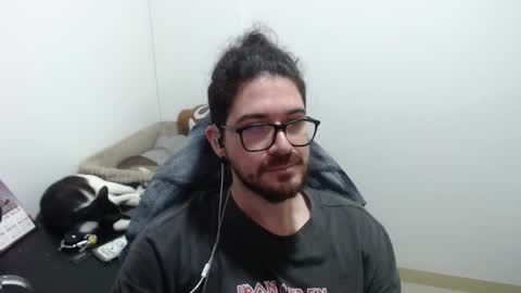 Snapshot of adamussutekh chatting on 14, 12, 2025 Adam online show from 14, 12, 2025