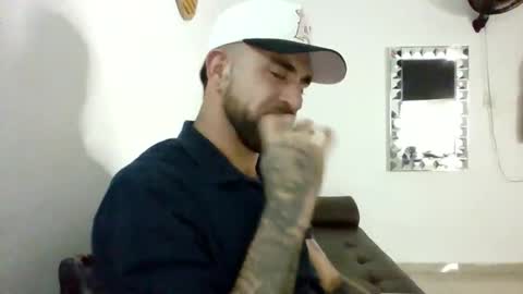 Snapshot of adan_carter chatting on 18, 1, 2026 adan_carter online show from 18, 1, 2026