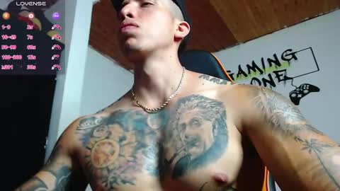 Snapshot of adan_hudson chatting on 26, 1, 2025 Anderson online show from 26, 1, 2025