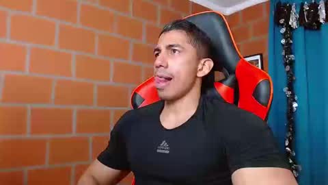 Adan Sin online show from 3, 1, 2025