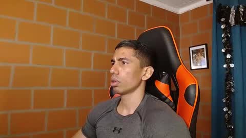 Adan Sin online show from 18, 1, 2025