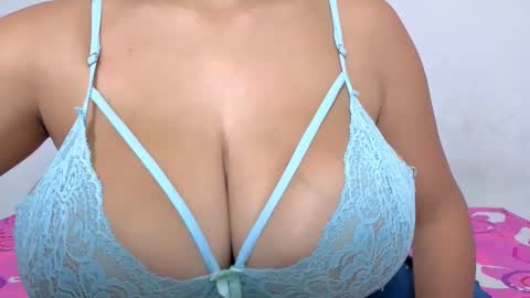 adara_cute18 online show from 18, 10, 2025