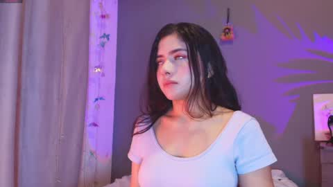 Snapshot of adara_johnson_ chatting on 26, 4, 2026 Adara Johnson online show from 26, 4, 2026