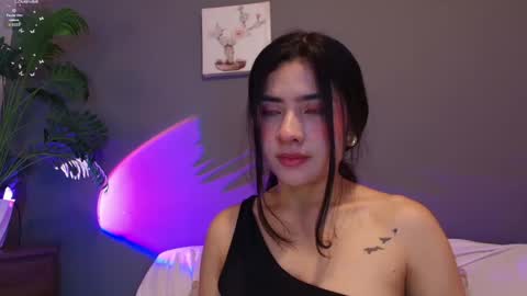 Snapshot of adara_johnson_ chatting on 27, 5, 2026 Adara Johnson online show from 27, 5, 2026