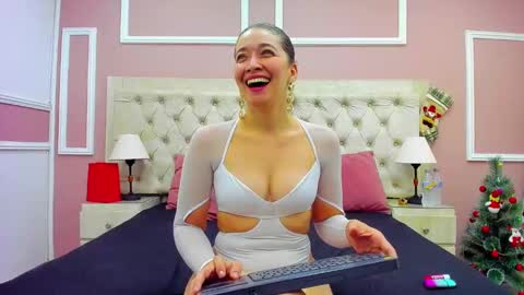 Snapshot of adarussell chatting on 12, 12, 2024 Adda online show from 12, 12, 2024