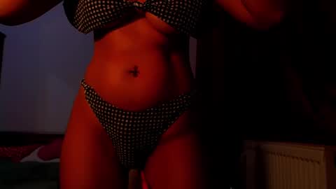 Snapshot of addicted2uts chatting on 14, 12, 2024 amy online show from 14, 12, 2024