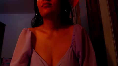 Snapshot of addicted2uts chatting on 16, 9, 2025 amy online show from 16, 9, 2025