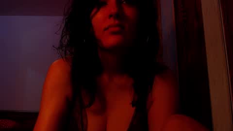 Snapshot of addicted2uts chatting on 25, 9, 2025 amy online show from 25, 9, 2025