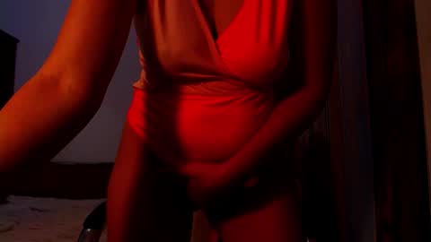 Snapshot of addicted2uts chatting on 17, 10, 2025 amy online show from 17, 10, 2025