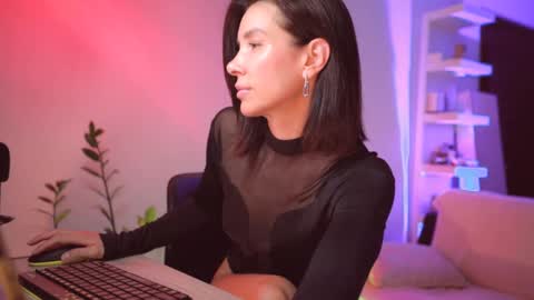 Snapshot of addictsqueen chatting on 7, 12, 2024 ADDICTION online show from 7, 12, 2024