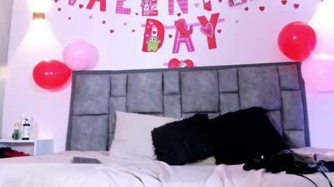 adela online show from 11, 2, 2026