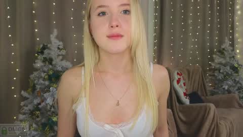 Snapshot of adele_armas chatting on 11, 1, 2025 Adele online show from 11, 1, 2025