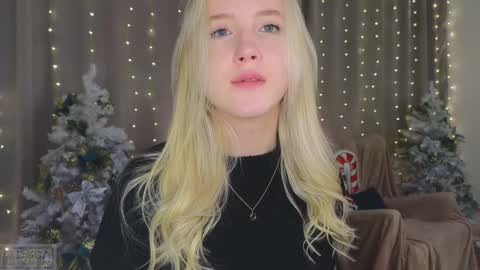 Snapshot of adele_armas chatting on 15, 1, 2025 Adele online show from 15, 1, 2025