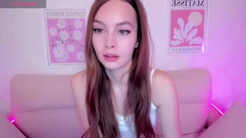 Snapshot of adele_softly chatting on 3, 12, 2025 You can call me Adele online show from 3, 12, 2025