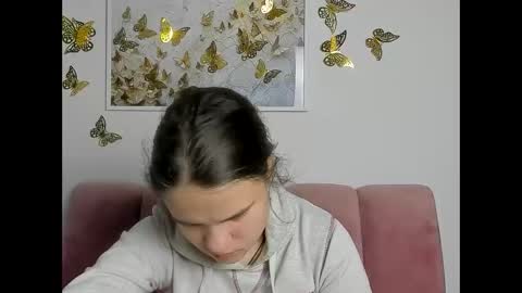 adelecruzz online show from 17, 2, 2026