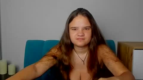 adelecruzz online show from 18, 6, 2026