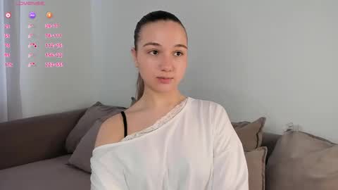 adelexx_zll online show from 11, 4, 2026