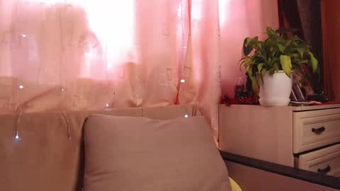 Lina online show from 19, 1, 2025