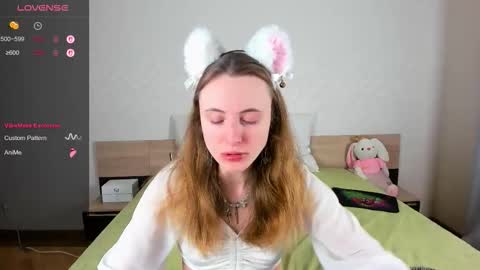 Snapshot of adelina_cowell chatting on 10, 11, 2025 Adelina online show from 10, 11, 2025