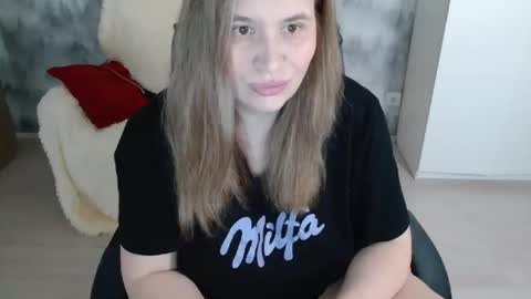 adelinalawson online show from 7, 4, 2026