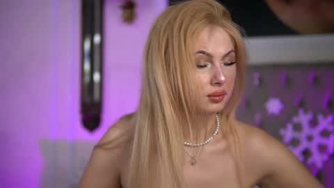 Snapshot of adelineking chatting on 29, 12, 2024 Ade online show from 29, 12, 2024