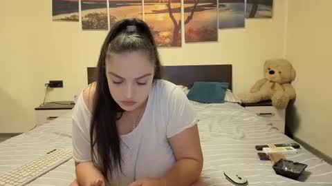 Snapshot of adellineee chatting on 11, 7, 2026 Adellineee online show from 11, 7, 2026