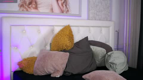 Snapshot of adelyn_chase chatting on 7, 12, 2024 Adelyn online show from 7, 12, 2024