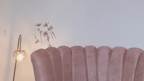  instragram adelyn 111 online show from 18, 2, 2025