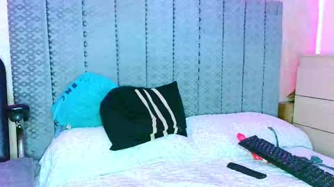 Snapshot of adhara365 chatting on 10, 1, 2025 adhara star 3 online show from 10, 1, 2025