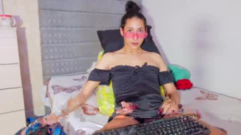 Snapshot of adhara365 chatting on 5, 5, 2026 adhara star 3 online show from 5, 5, 2026