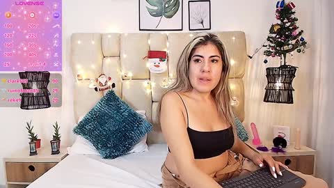 AdharaSmithh online show from 6, 1, 2025