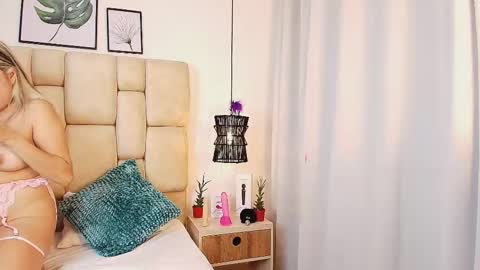 AdharaSmithh online show from 25, 2, 2025