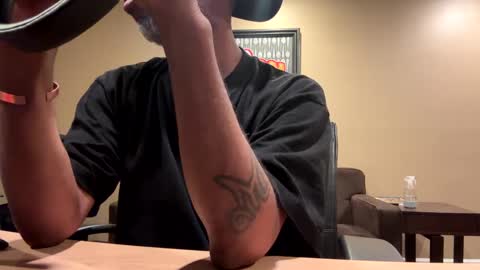 adick_ting online show from 8, 12, 2024