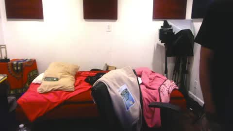 adick_ting online show from 11, 4, 2026